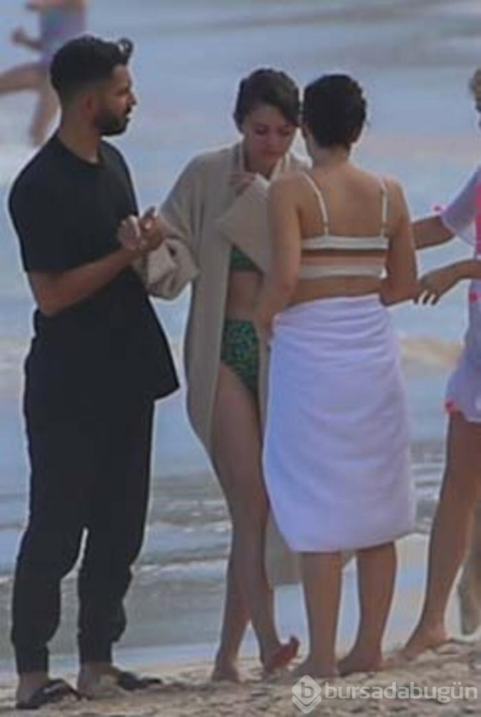 Selena Gomez'i böyle götürdüler!