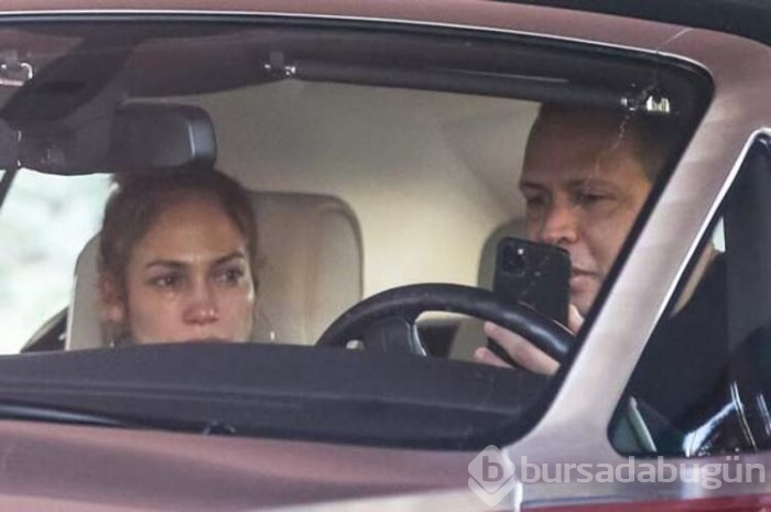 Alex Rodriguez, Jennifer Lopez'i ağlattı