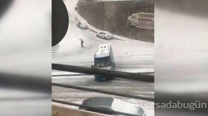 Kar ulaşımı felç etti