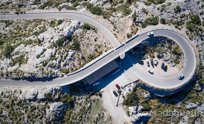 Pek çok gezgini kendine çekmeyi başaran o yollar