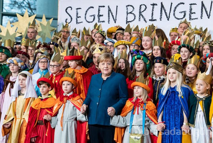 Merkel'in yardımsever konukları