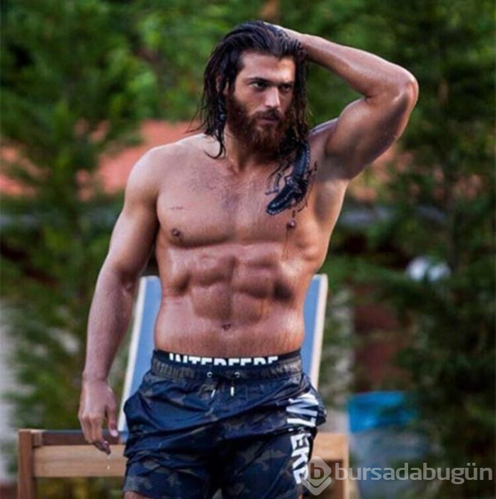 Can Yaman saçını ve sakalını kesti! 
