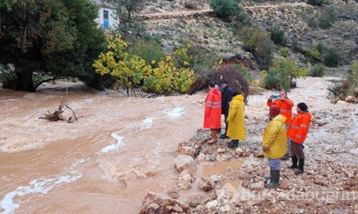 Dere taşınca çaresine kendileri baktılar