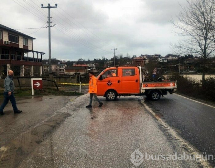 Sakarya'da mahalle su altında kaldı!