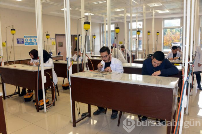 Bu bölümü bitiren 7 bin lira maaş alıyor!