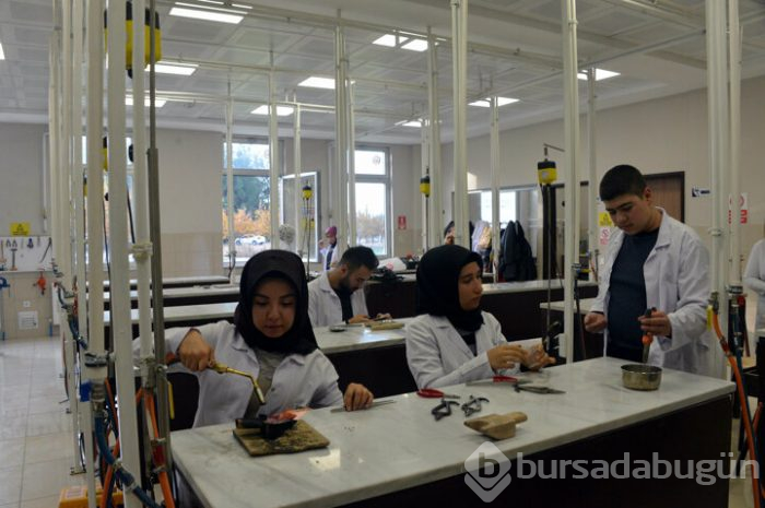 Bu bölümü bitiren 7 bin lira maaş alıyor!
