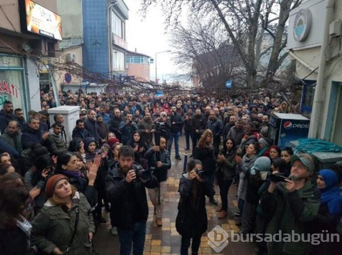 Çocuk istismarına tepki! Mahalle sokağa döküldü...