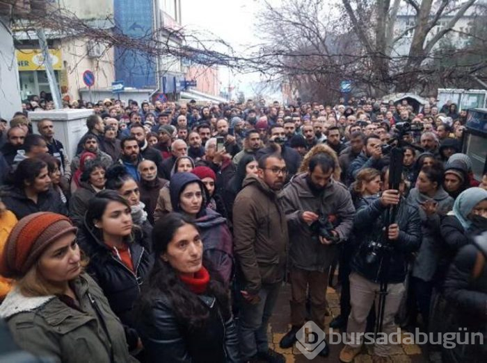 Çocuk istismarına tepki! Mahalle sokağa döküldü...