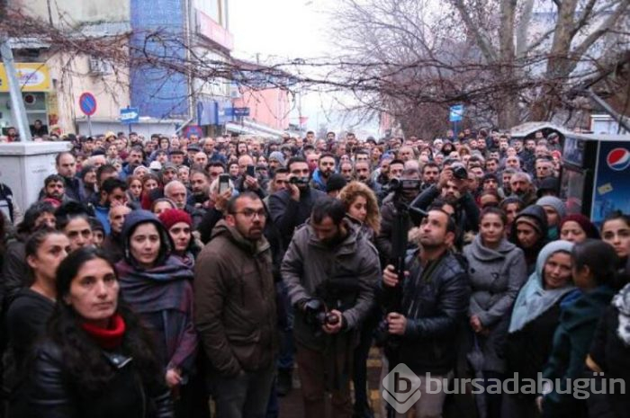 Çocuk istismarına tepki! Mahalle sokağa döküldü...