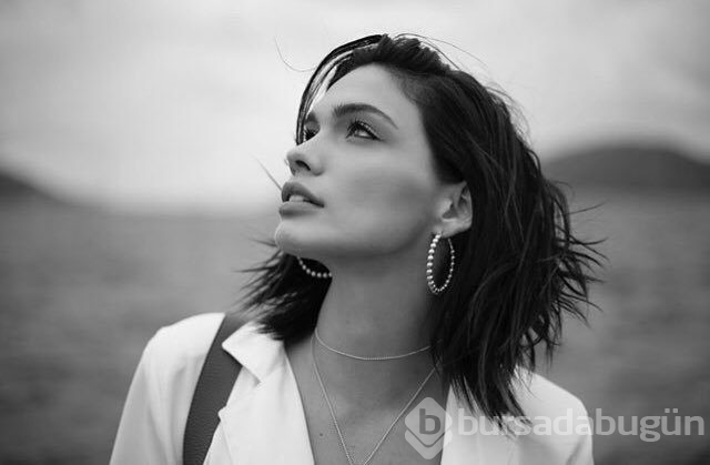 Ünlülerin lise fotoğrafları çok konuşuluyor!