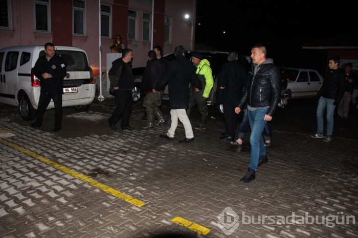 Mahsur kalan belediye başkanı ve 2 işçi kurtarıldı