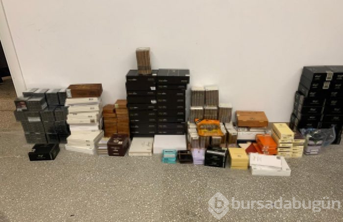 İstanbul'da 5 adrese eş zamanlı baskın