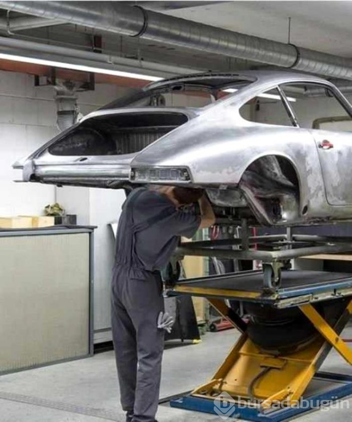 Hurda olarak aldığı otomobilin son halini görenler şaşırdı!