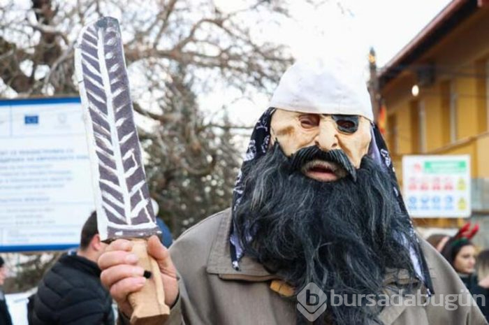 Vevçani Karnavalı'ndan renkli görüntüler