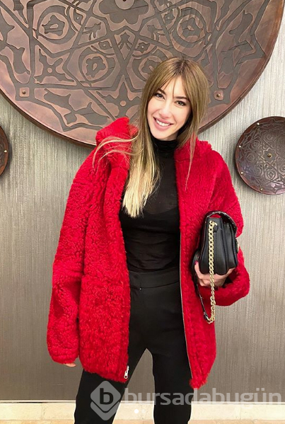 Mayolu pozlarını paylaştı olay oldu!