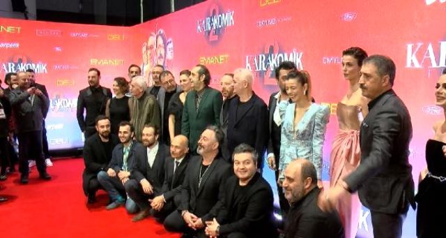 Karakomik Filmler 2 Deli ve Emanet'in galası yapıldı