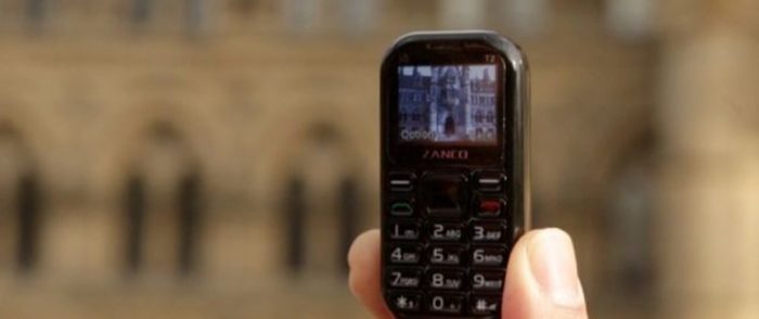 Dünyanın en küçük telefonuyla tanışın