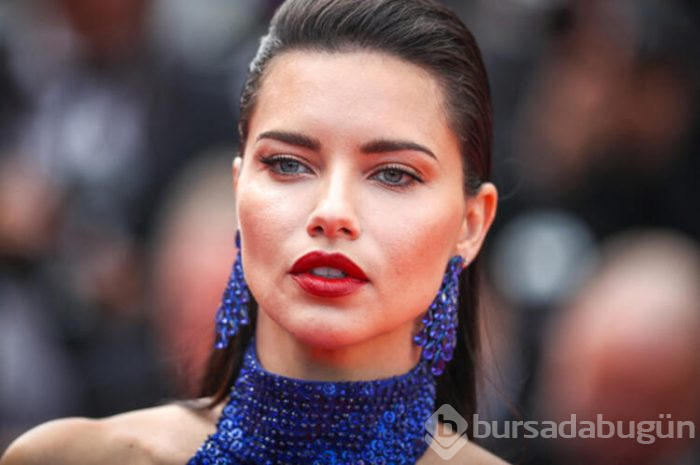 Adriana Lima: Böyle bir sevgiliyi hak ediyorum!