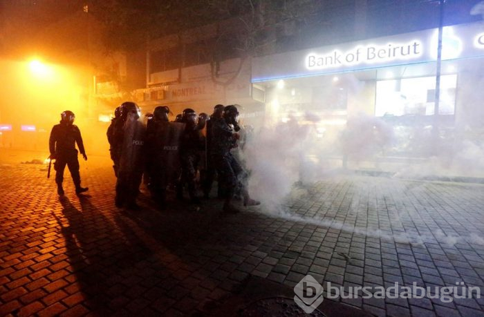 Lübnan protestolarında 35 yaralı