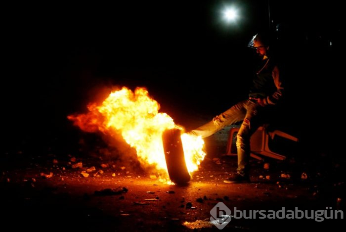 Lübnan protestolarında 35 yaralı