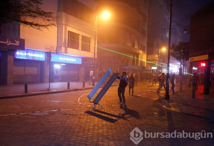 Lübnan protestolarında 35 yaralı