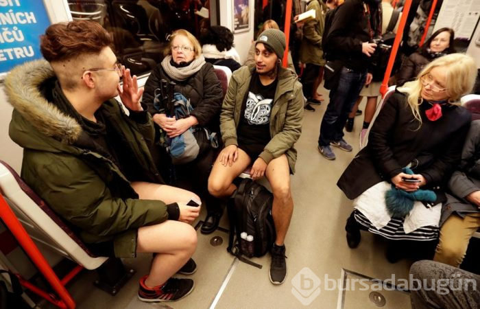 Pantolonsuz Metro Günü