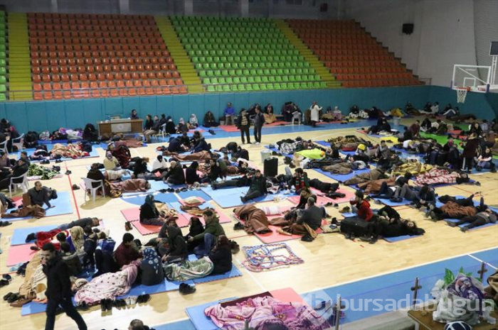 Deprem Elazığ ve Malatya'yı vurdu! İşte gelen son fotoğraflar...