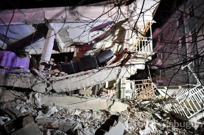 Deprem Elazığ ve Malatya'yı vurdu! İşte gelen son fotoğraflar...