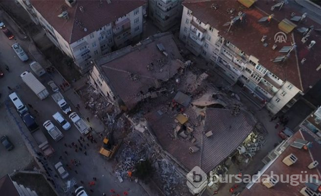 Deprem Elazığ ve Malatya'yı vurdu! İşte gelen son fotoğraflar...