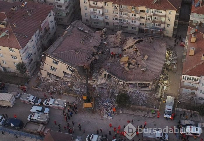 Deprem Elazığ ve Malatya'yı vurdu! İşte gelen son fotoğraflar...
