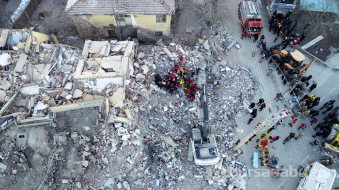 Deprem Elazığ ve Malatya'yı vurdu! İşte gelen son fotoğraflar...