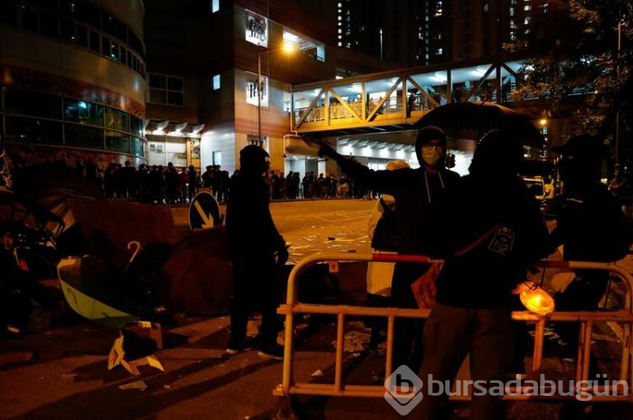 Hong Kong'taki gösterilere "koronavirüsü" karıştı