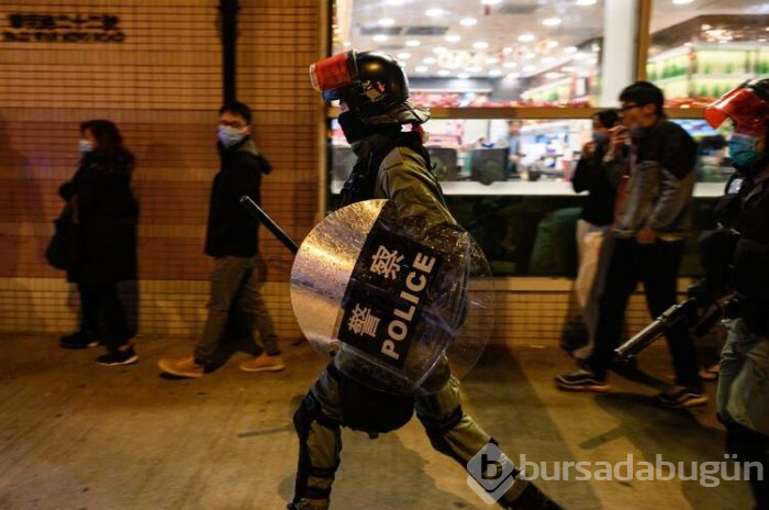 Hong Kong'taki gösterilere "koronavirüsü" karıştı