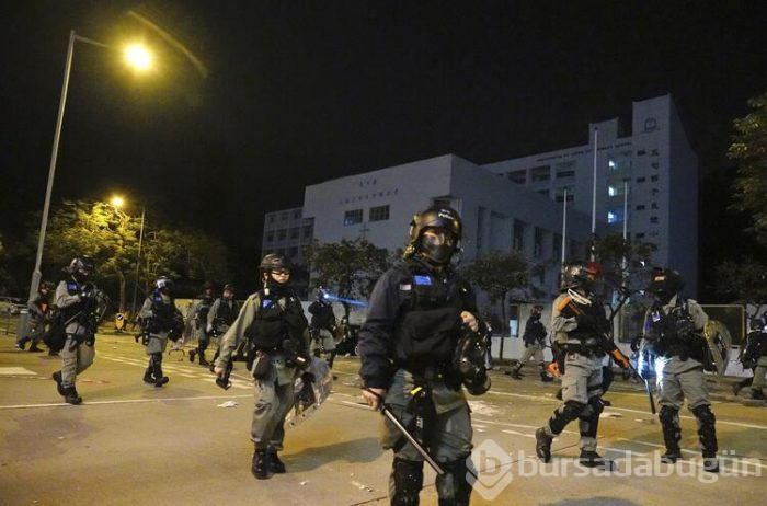Hong Kong'taki gösterilere "koronavirüsü" karıştı