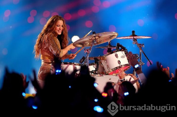 Shakira ve Jennifer Lopez, Süper Kupa devre arasına damga vurdu!