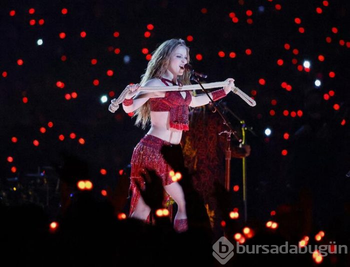 Shakira ve Jennifer Lopez, Süper Kupa devre arasına damga vurdu!