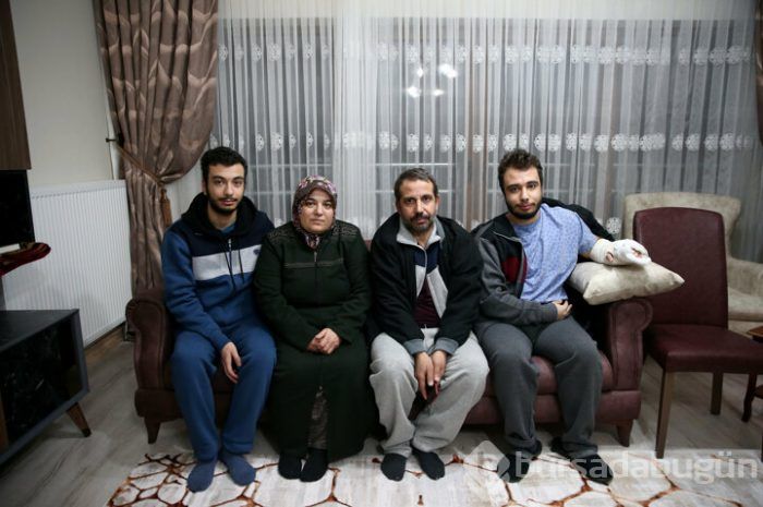 Enkaz altından kurtarılan Azize Çelik yeni evine kavuştu