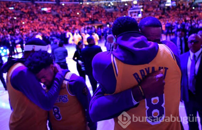 Kobe Bryant'a Lakers maçında tüyleri diken diken eden veda!