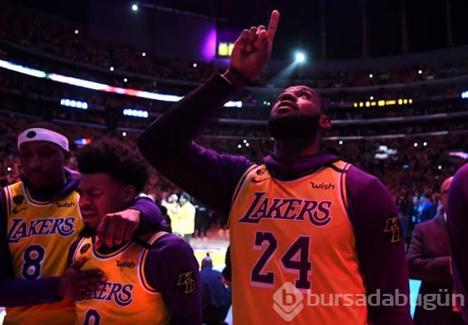 Kobe Bryant'a Lakers maçında tüyleri diken diken eden veda!