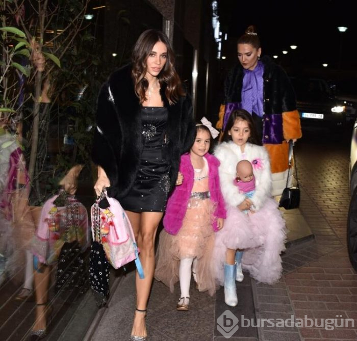 Merve Özbey'in kına gecesi ünlü isimleri bir araya getirdi