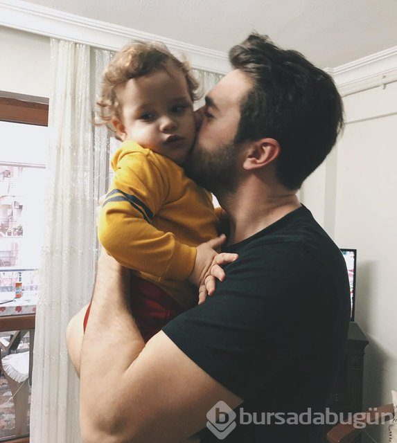 "Gözler kısık"