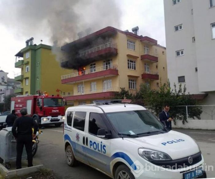 Yangın çıkan evde uyuya kalan Merve'yi komşular kurtardı!