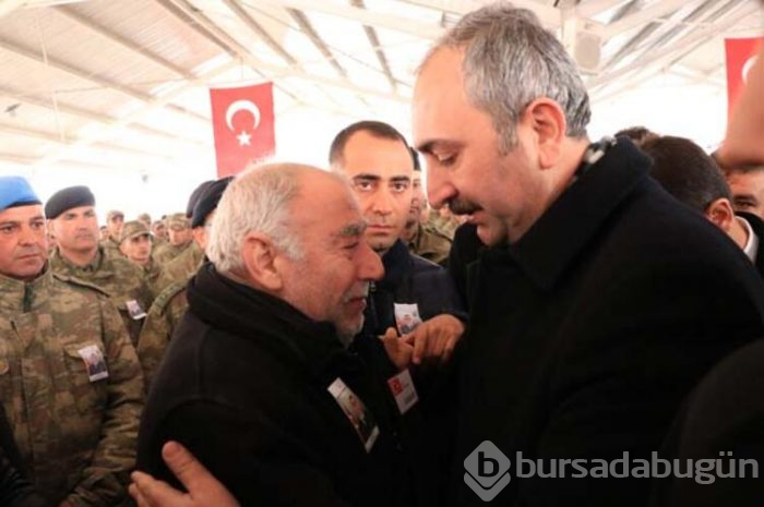 Suriye şehidi gözyaşlarıyla defnedildi