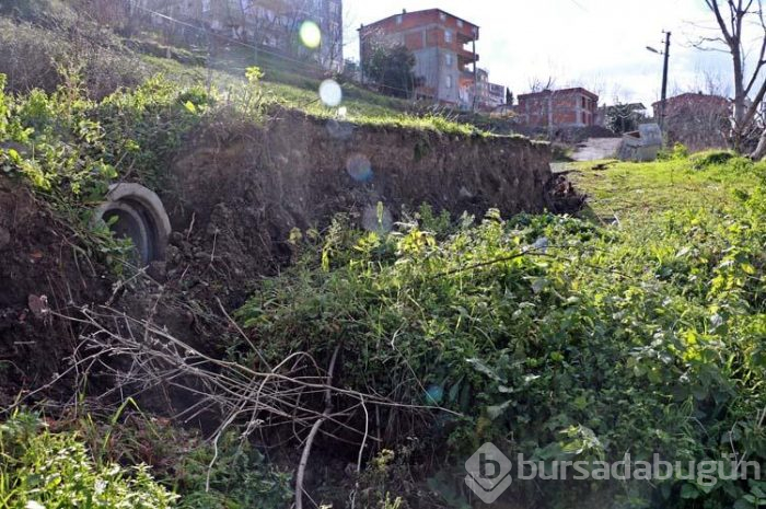 'Önce sesler geldi, sonra duvarlar yıkıldı'