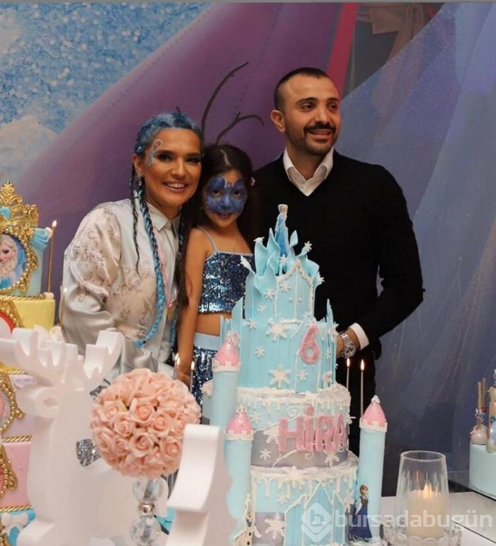 Demet Akalın'dan kızına muhteşem kutlama
