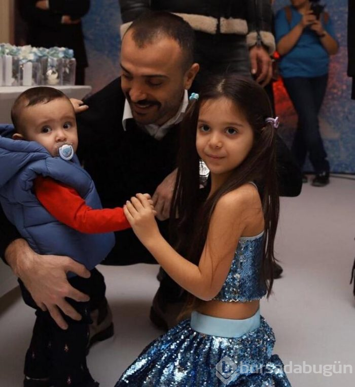 Demet Akalın'dan kızına muhteşem kutlama