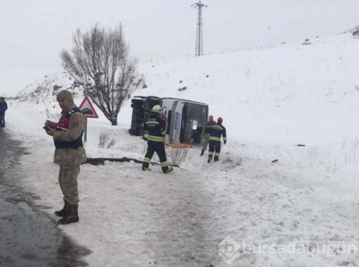Halk otobüsü devrildi!