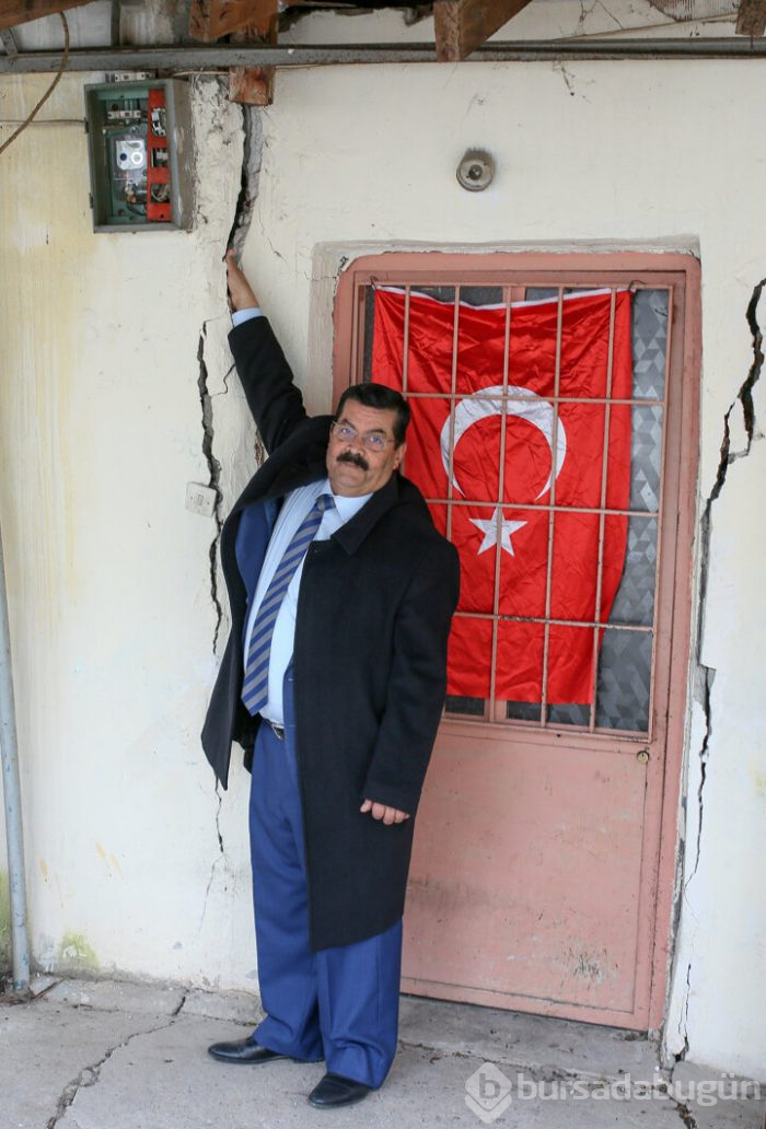 'Eğri evler'de yıkılma korkusuyla yaşam!