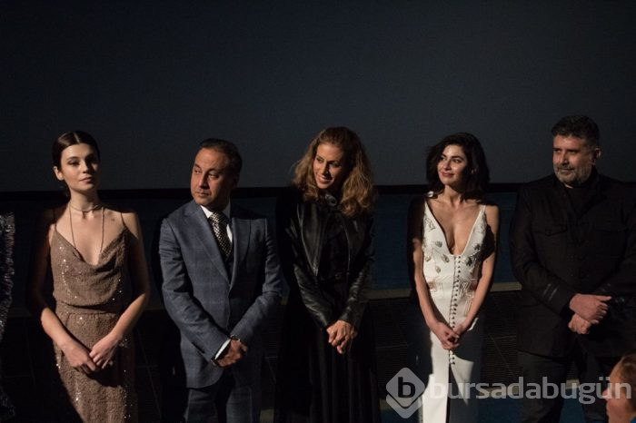 Aşk Tesadüfleri Sever 2'ye Paris'te gala