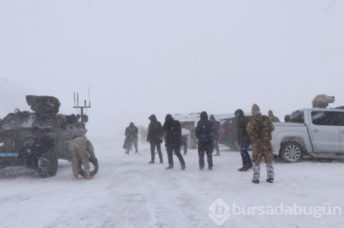 Çığ üstüne 39 kurban